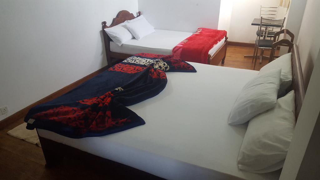 Готель Eranga Guest Нувара-Елія Екстер'єр фото